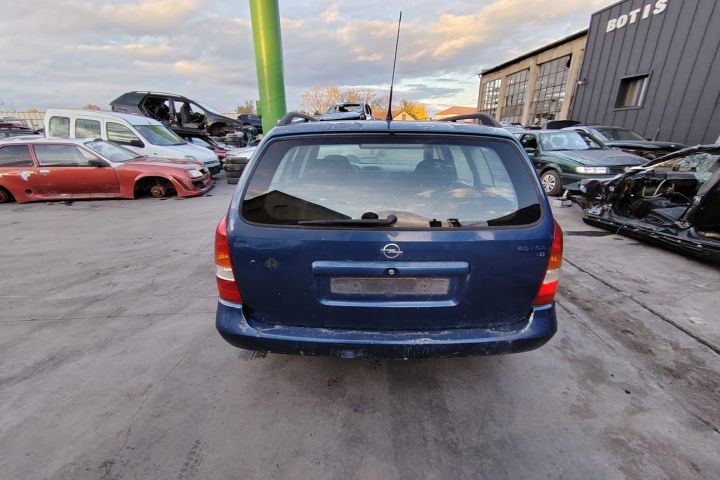 Ansamblu stergatoare parbriz volan pe stanga Opel Astra 2001