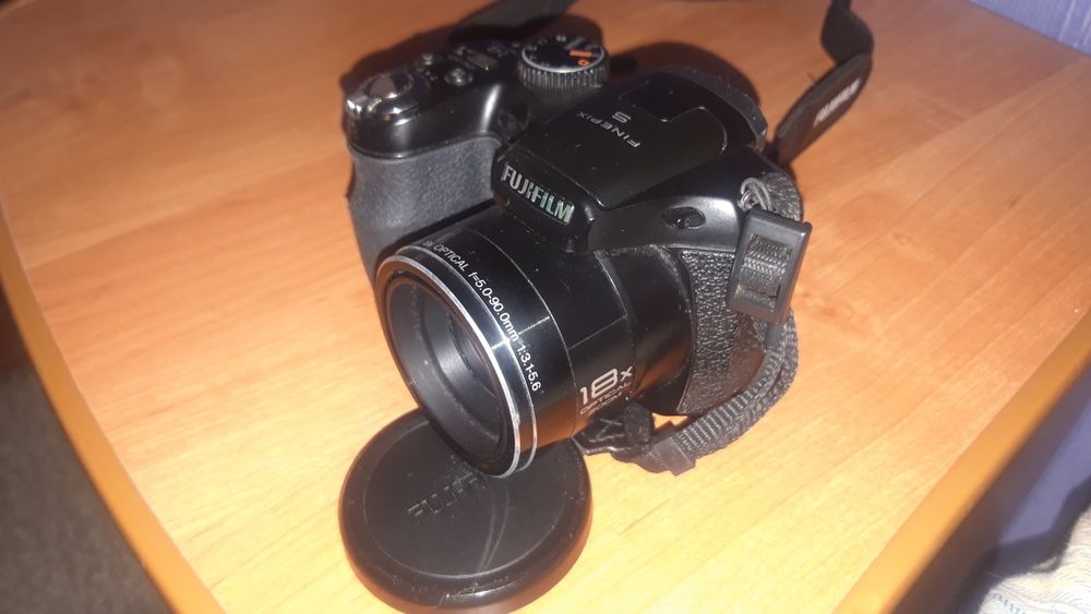 FUJIFILM Fine Pix S2980