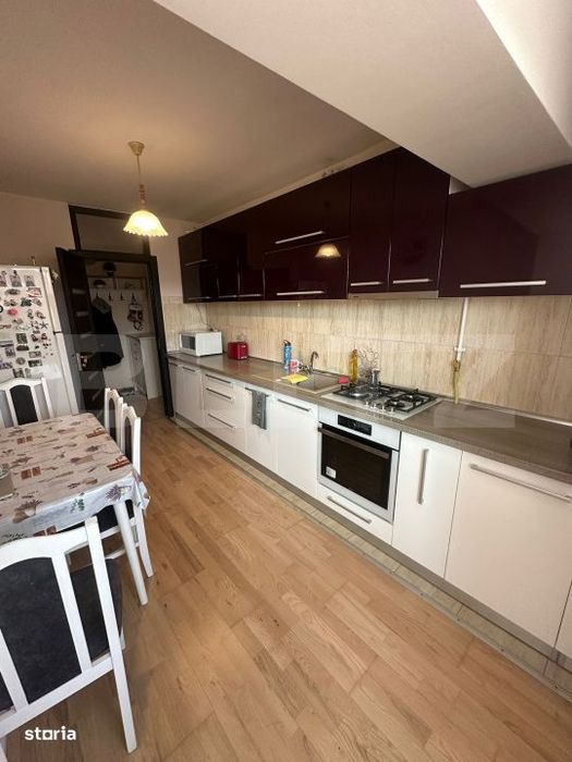 Apartament 3 camere, 64 mp, boxa, Calea Manastur