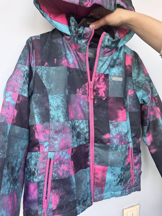 Зимняя куртка девочки