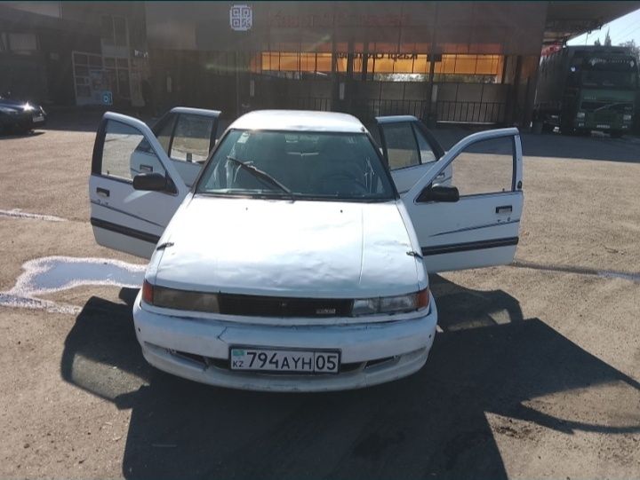 Срочно продам машину