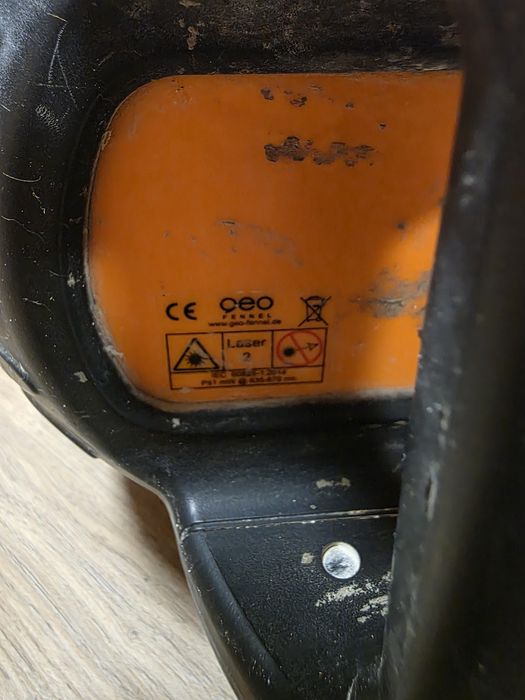 Измервателен уред лазер  Geo-Fennel FL 500HV-G