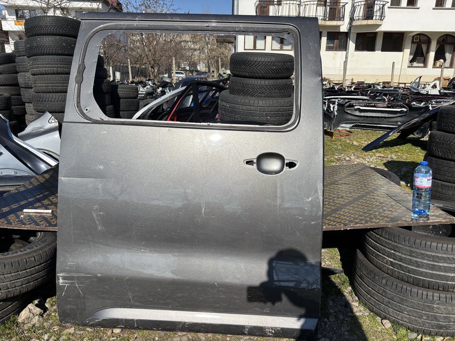 Врата Opel Vivaro Peugeot Expert