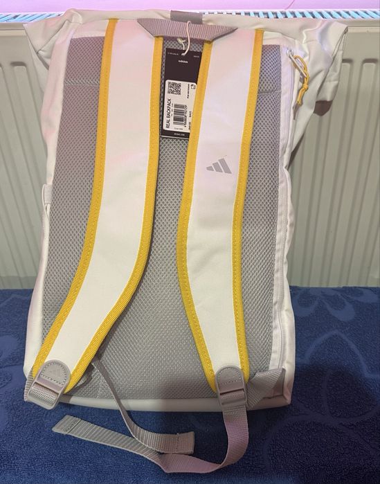 Rucsac sportiv Adidas Real Madrid nou, nefolosit