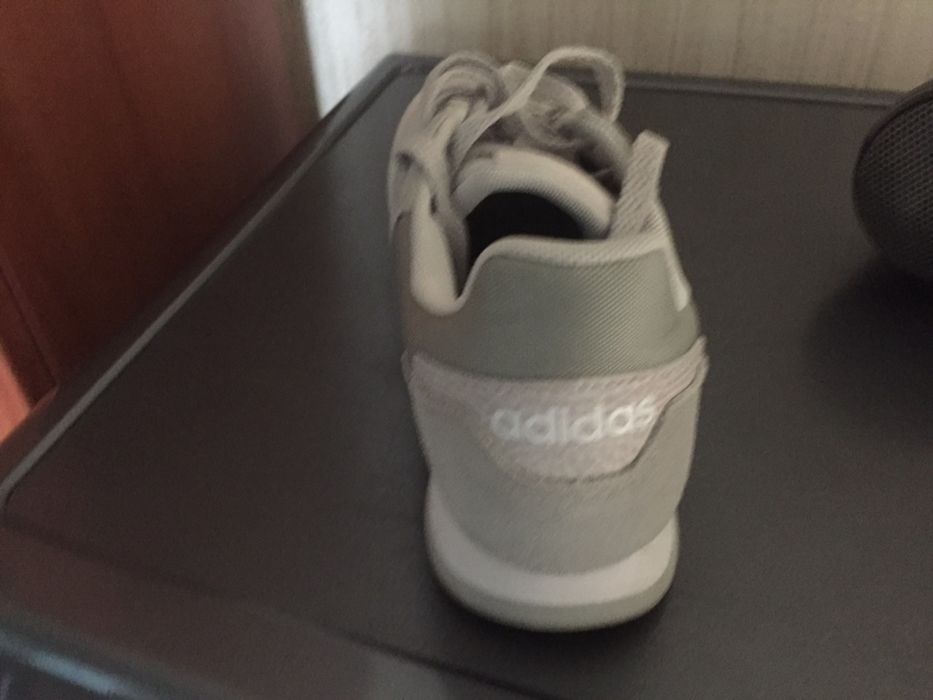 Кроссовки Adidas