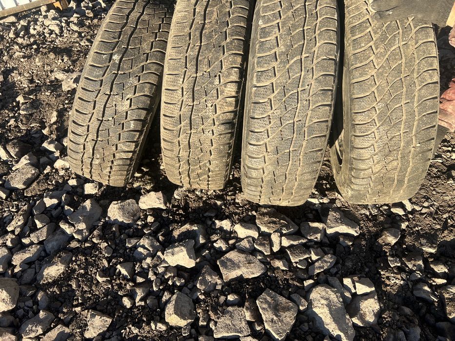 Резина зимние  без шипов
