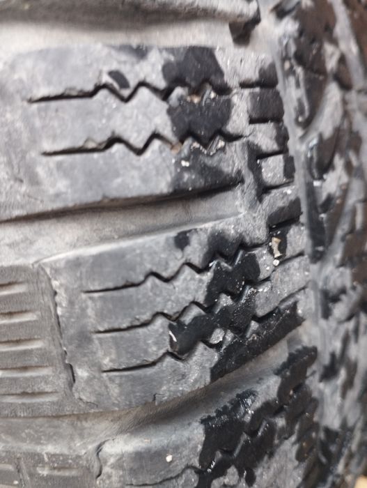 Зимни гуми за бус 235/65/R16C