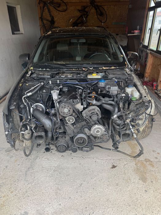 Audi A4 на части
