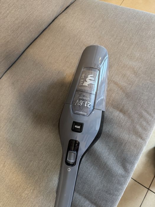 Vand aspirator vertical Rowenta in stare excelenta