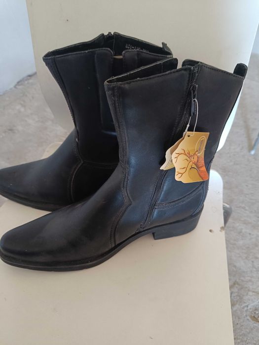 Ciocate piele naturala mărimea 43