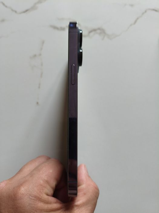 Продам iPhone 14 Pro Max в идеальном состояний.