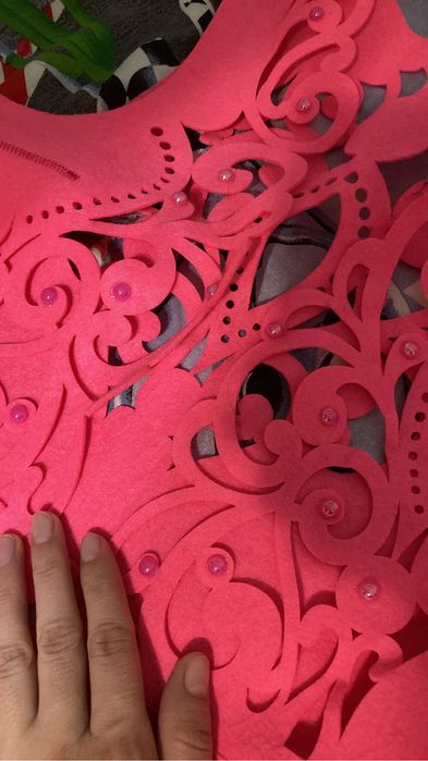 Кажекей на девочку