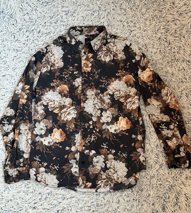 Продавам риза НМ