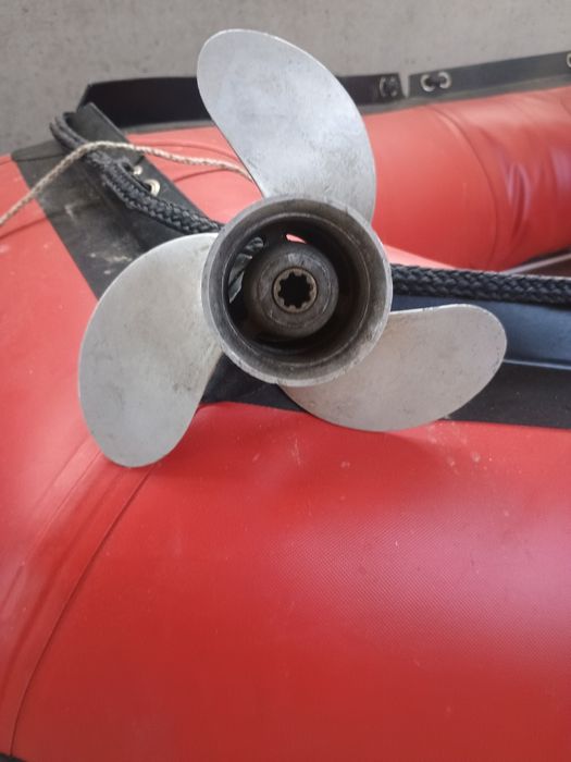 Винт пропелер перка Ямаха