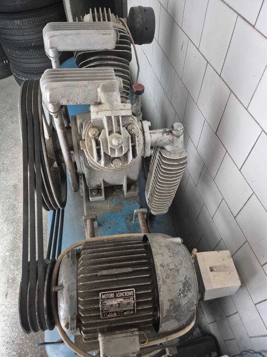 Compresor aer trifazic Profesional