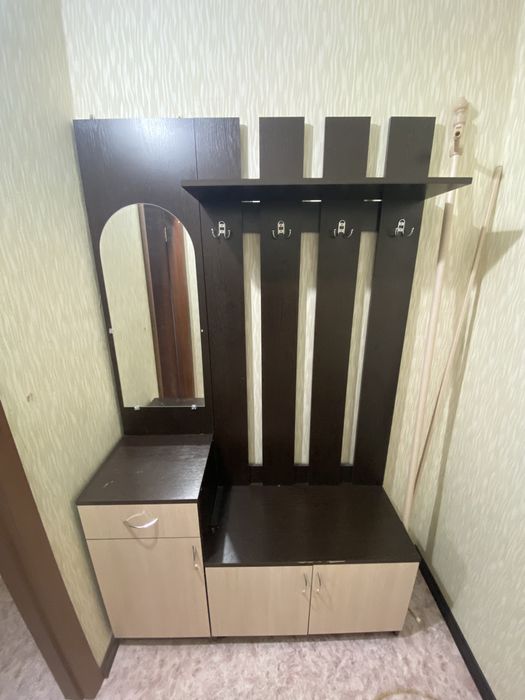 Шкаф для прихожей