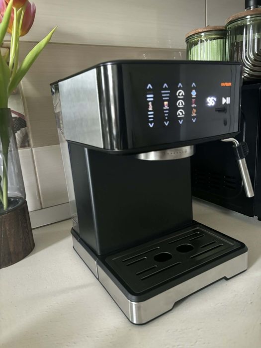 Expres de cafea 3 in 1 , nou fără etichetă.