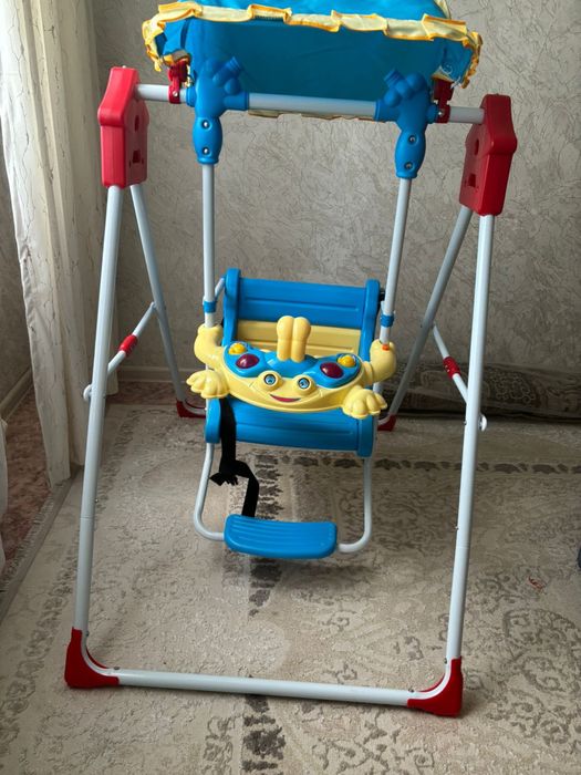 Детский качела почти новая не использавали