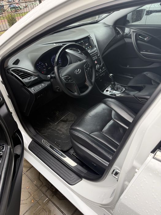 Hyundai Azera 2015