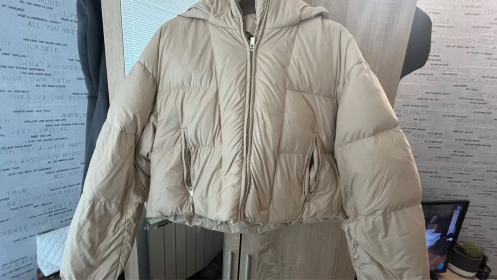 Зимно яке OYSHO.