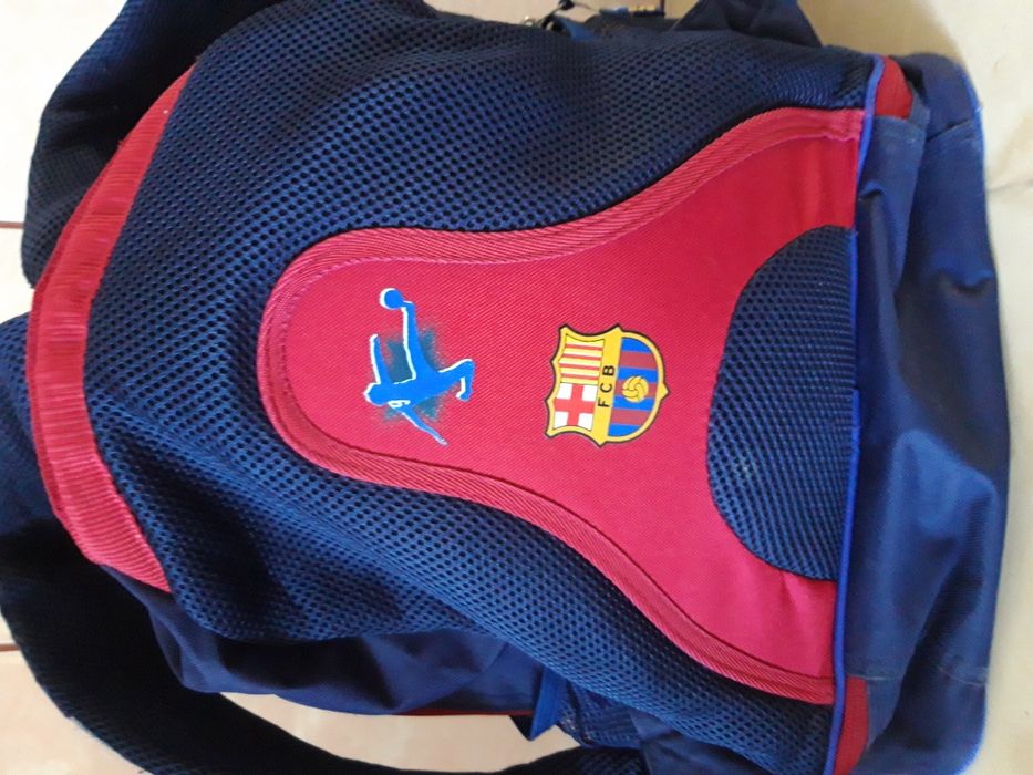 Vând rucsac FC BARCELONA