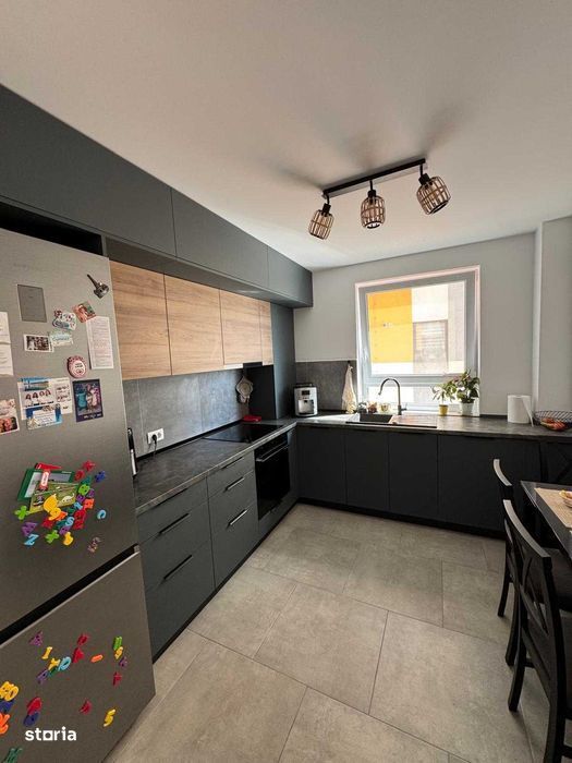 Apartament 2 camere decomandat, Zona Tractorul, Brasov — fotografia 1