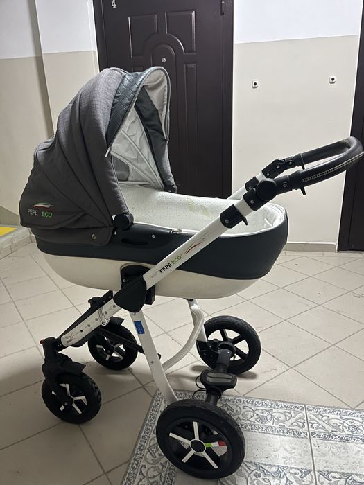 Детская коляска. В отличном состояние