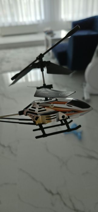 Elicopter cu maneta