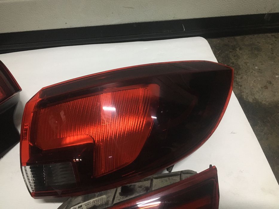 Stopuri/Triple Opel Astra K Break. 2015-2020. Volan stinga.