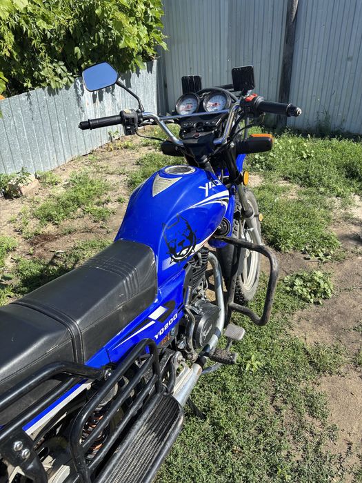 Мотоцикл Yaqi 200 cc