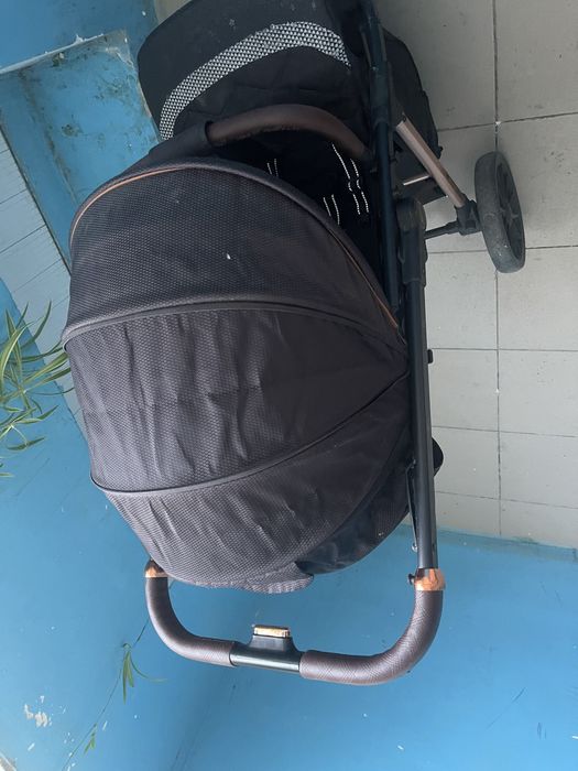 Коляска 10000тг есть торг