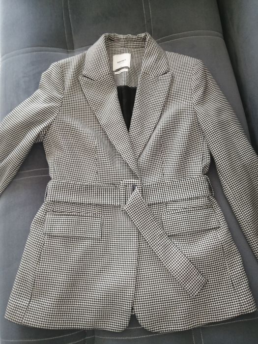 Пиджак женский 42