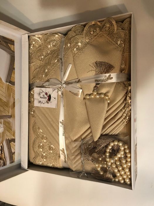 Скатерть набор праздничный