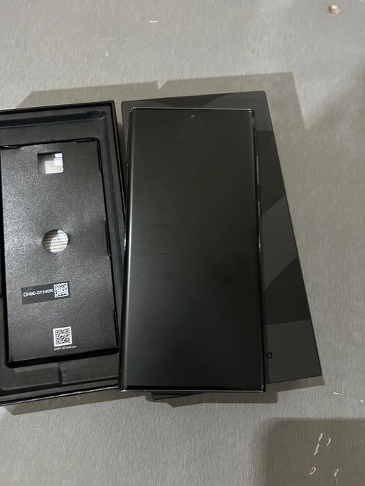 Продам телефон Самсунг