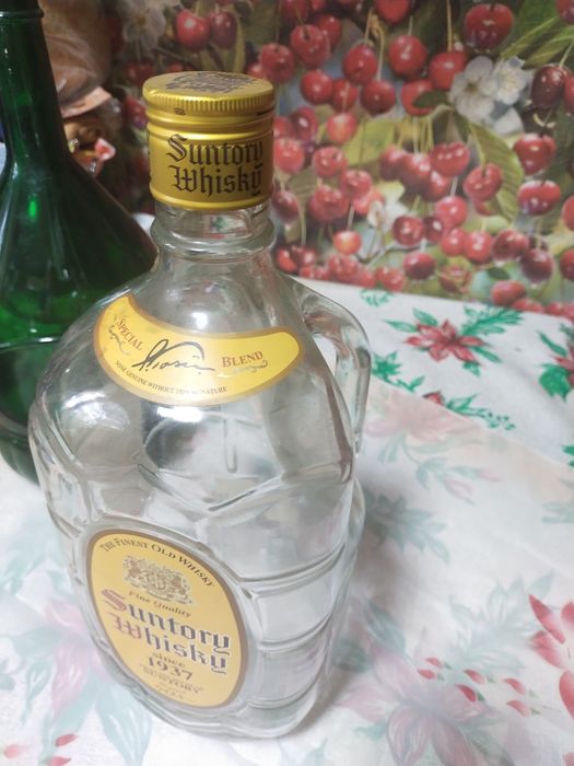 Бутылки ёмкостью по 3литра