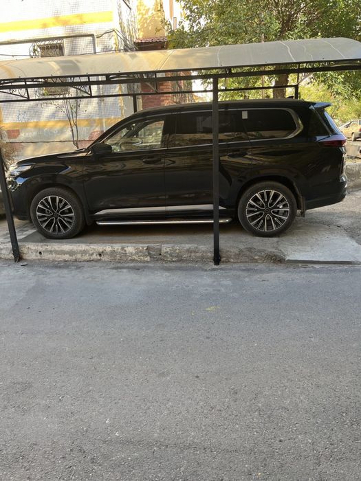 Продам машину Exeed