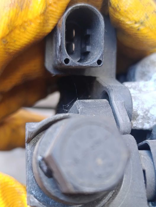 Динамо, алтернатор БМВ / BMW 01243251__  E81 E82 E83  E87 E90 E91 E60