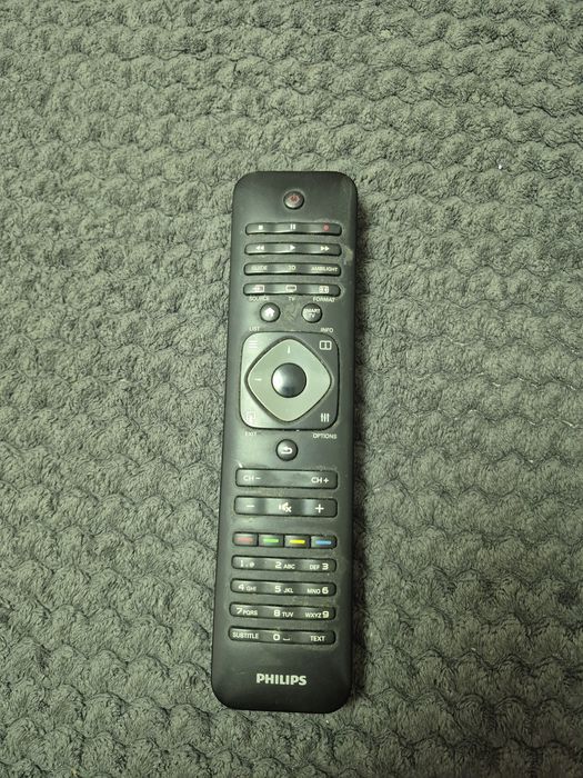 Продам пульт от телевизора Philips