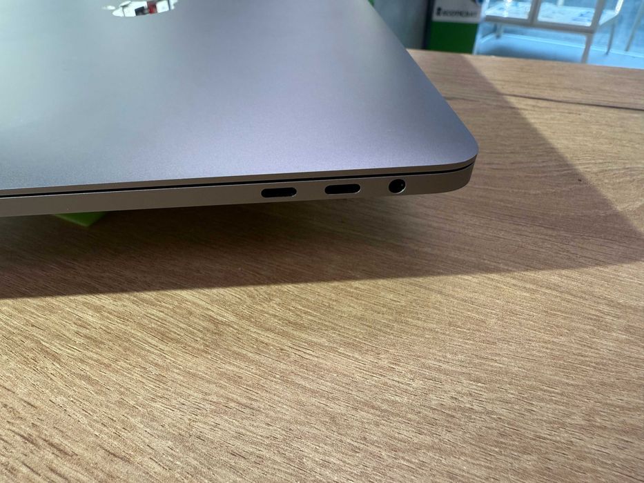 MacBook Pro 2019 i5 16GB Ram SSD 256Gb Factura & Garantie | Buy-Back |