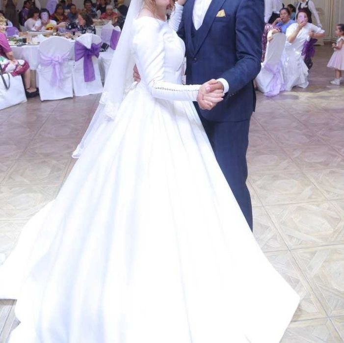 Свадебный платье и обувь