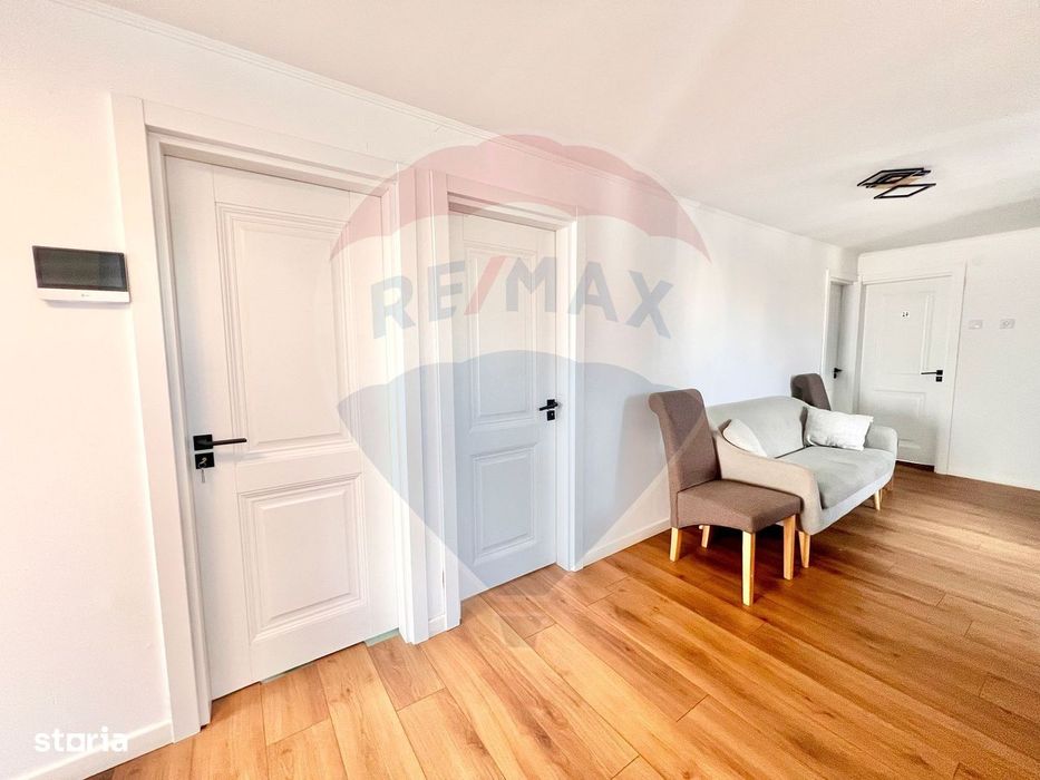 De vânzare casă cu 12 camere, în zona Decebal