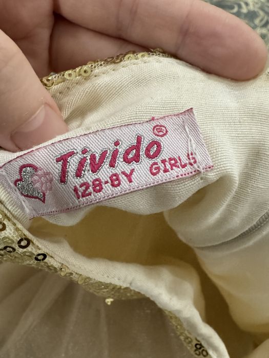 Платье нарядное  на девочку