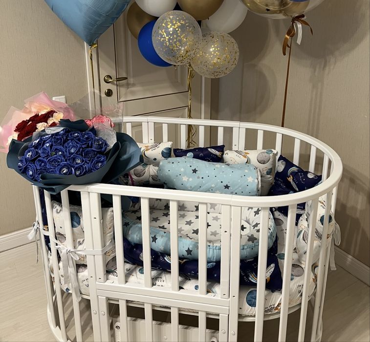 Продаю детскую кровать трансформер с матрасом