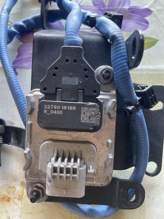 Sonda Nox ADBLUE Renault Clio V cod 227901618r