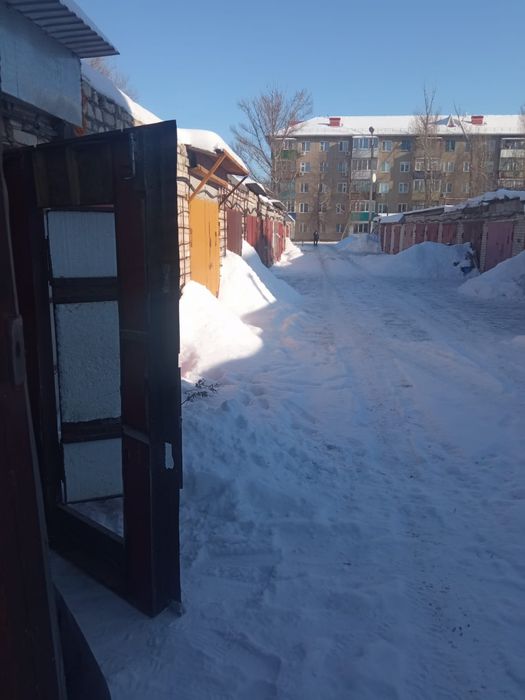 Продам кирпичный гараж