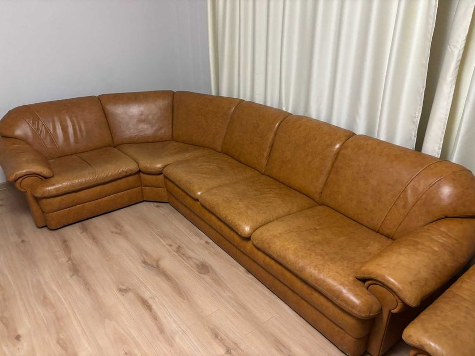 Диван от естествена кожа