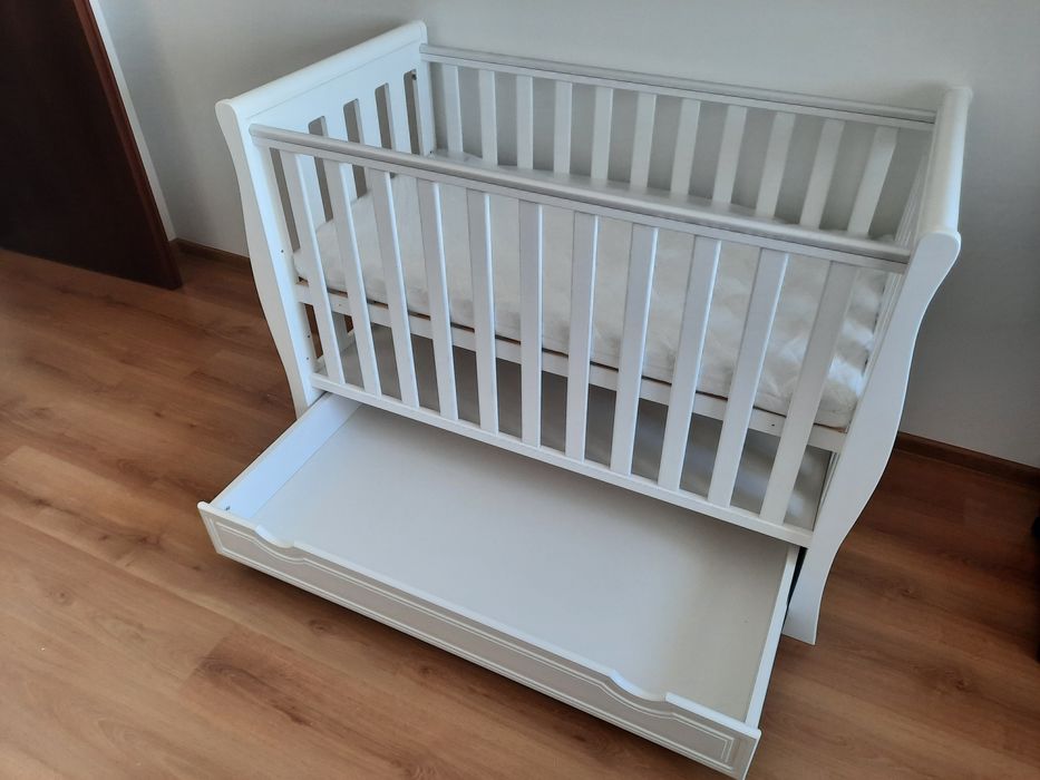 Patut bebe din lemn multifunctional Rigoletto + Saltea Cocos – MAMO-TATO