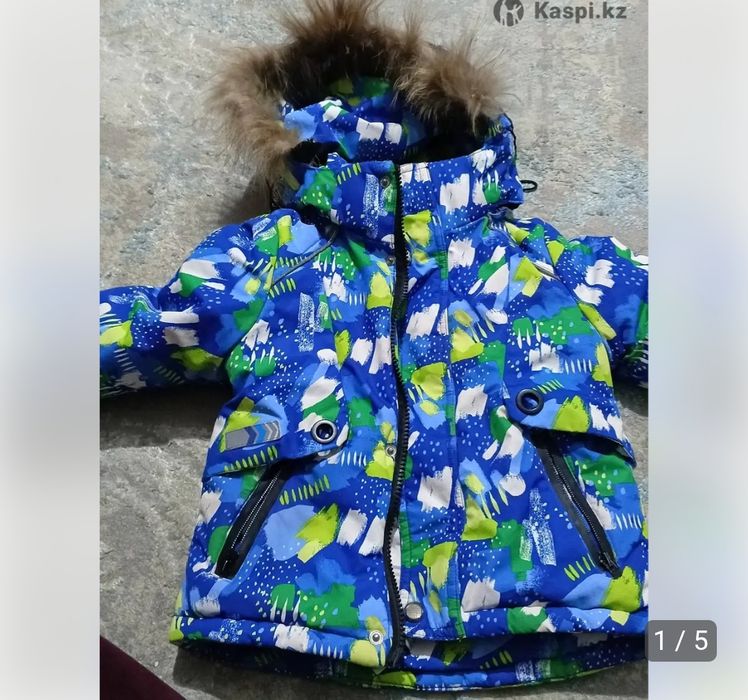 Куртка бу, хорошем состоянии.