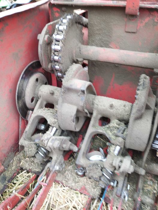 Balotiera deutz fahr HD 360