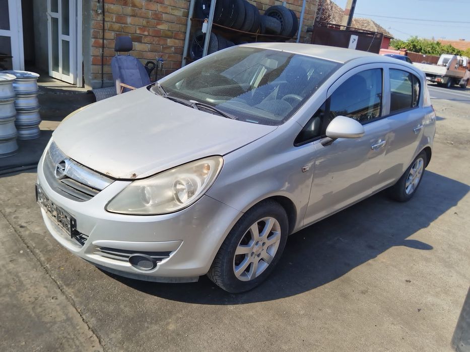 Oglinda stanga/dreapta Opel Corsa D